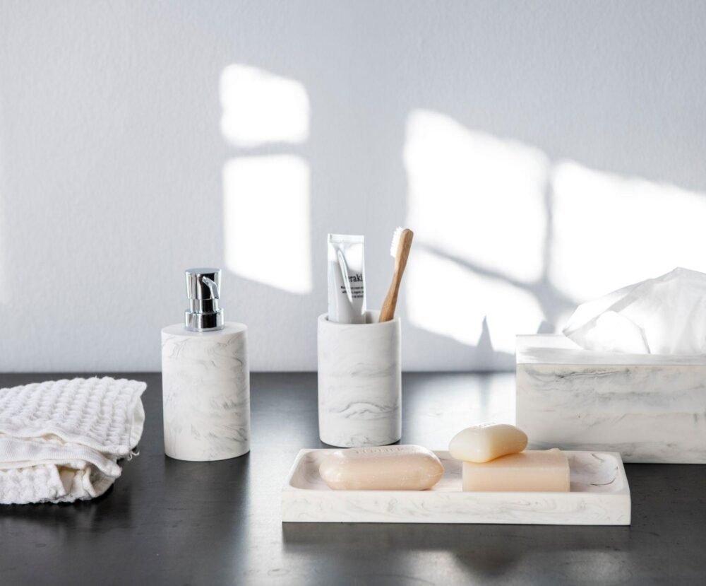 Muiline Tray White Marble