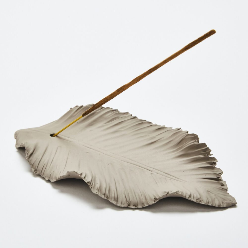 Smilkaline Leaf Pilka