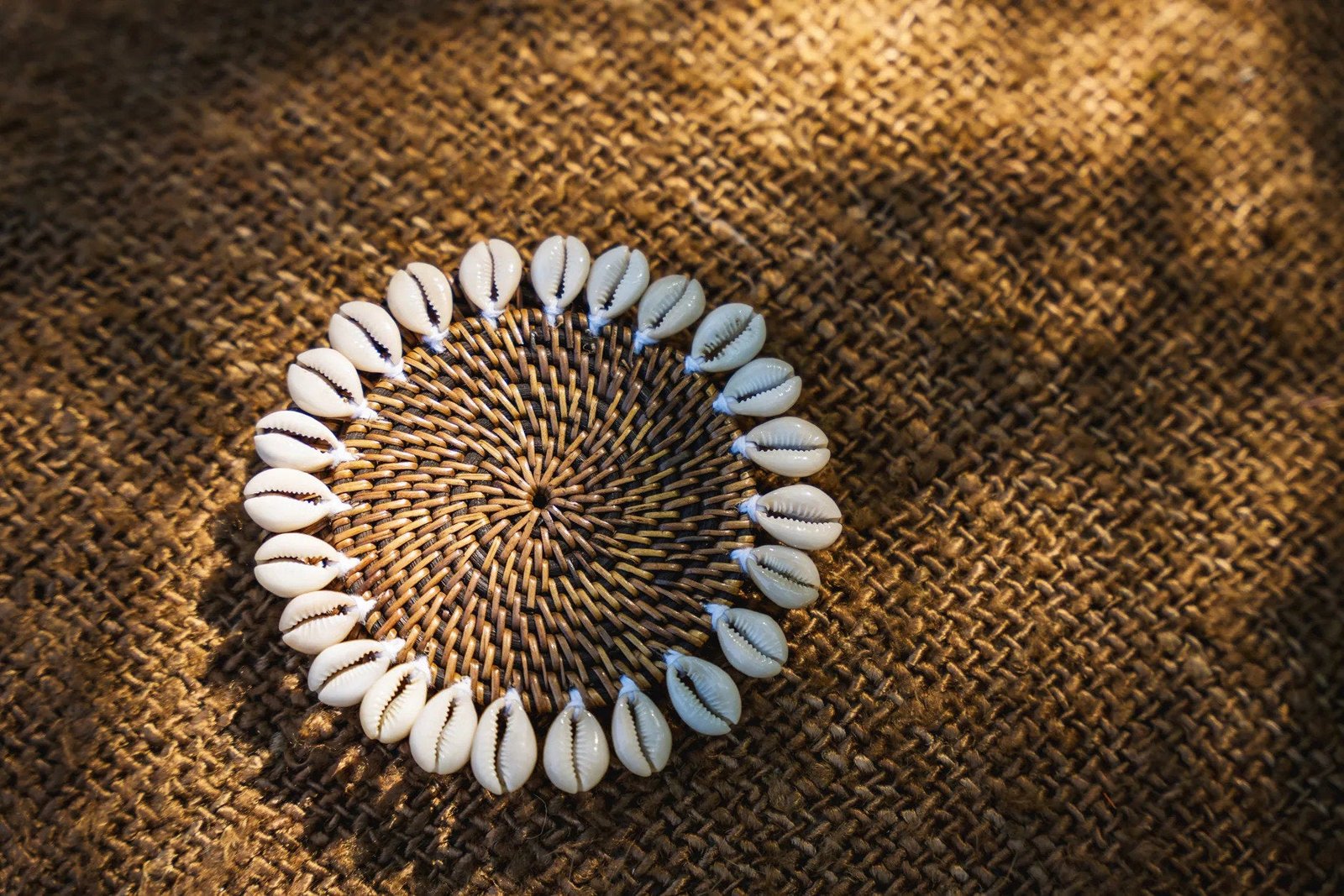 Padėkliukas "Colonial Shell" rudas - Image 5