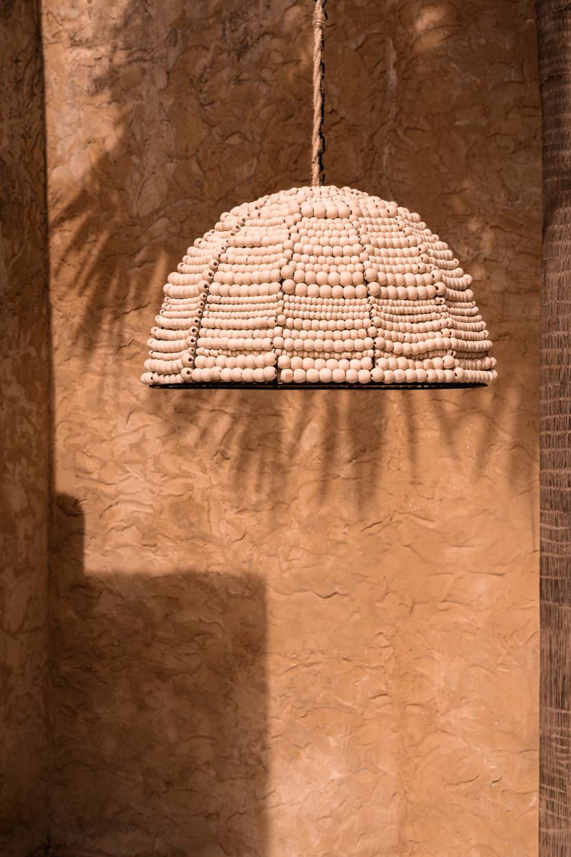 Pakabinamas šviestuvas Wooden Bead Dome – natūralus - Image 3